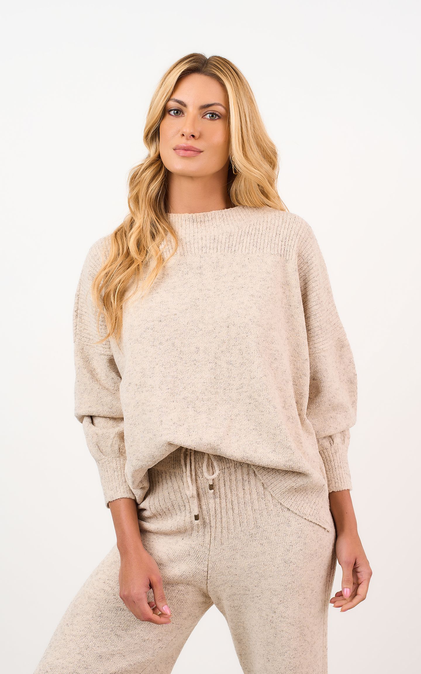 06463_0053_1-PULL-TRICOT-COMFY